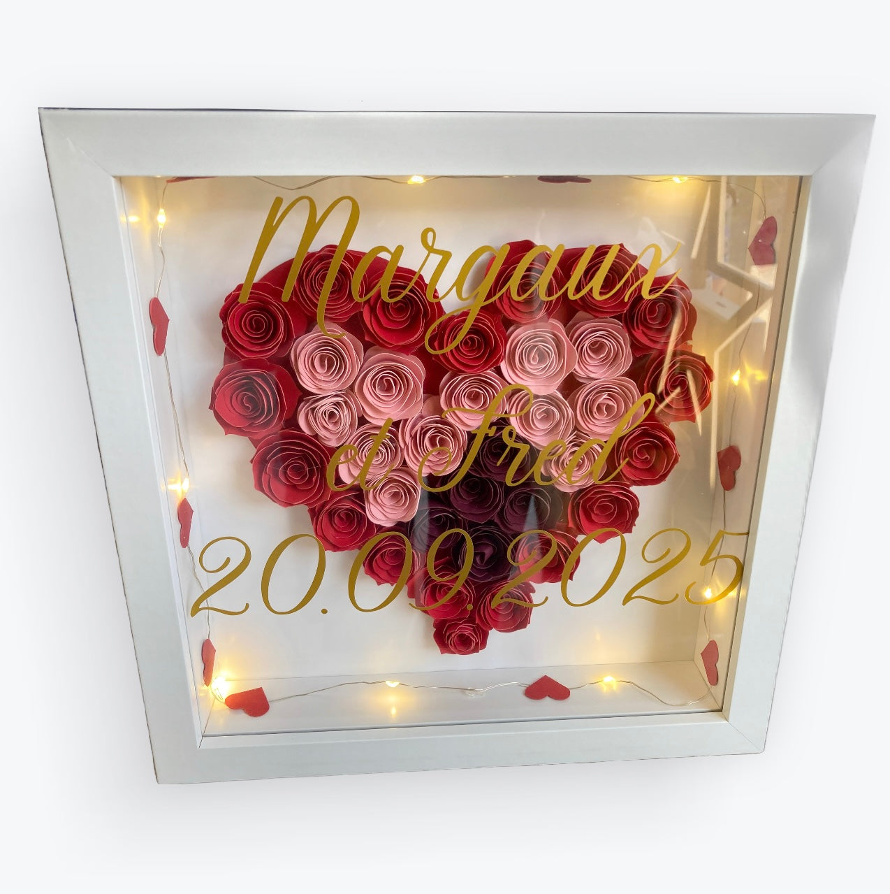 🕊️✨ Cadre personnalisé mariage – Cœur de roses & lumière LED