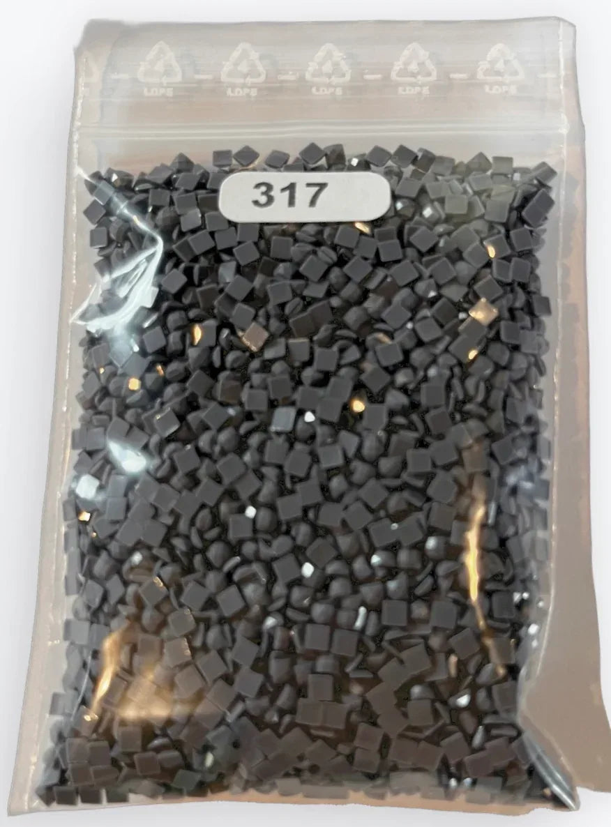 Recharge de diamants carrés en résine, petits éclats gris foncé (317)