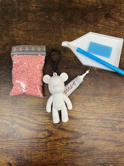 Porte-clés ours blanc avec poche de perles diamant roses et stylet de pose