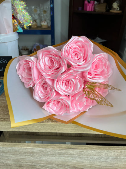 🌹✨ Bouquet de Roses Éternelles en Satin – Élégance Intemporelle - Anniadp