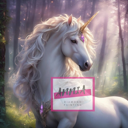 Toile de peinture diamant licorne blanche, gros plan, avec corne et détails violets