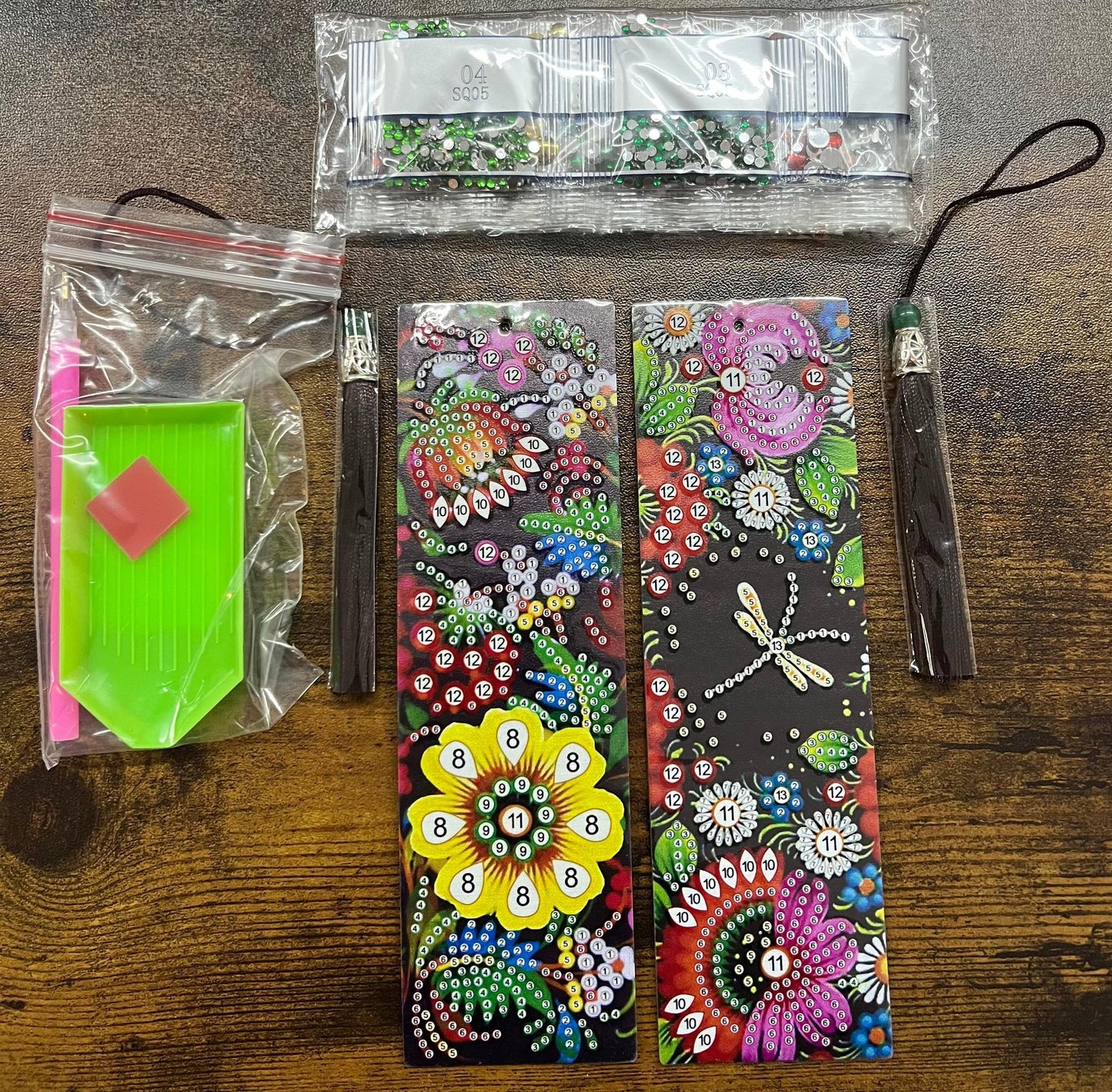 Marque-pages en peinture diamant, motifs fleurs et papillon multicolores, lot de 2